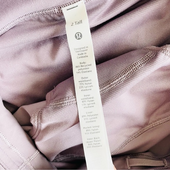 Lululemon SIZE 2 TALL Speed Up 4” MR midrise shorts in mauve pink - Picture 5 of 6